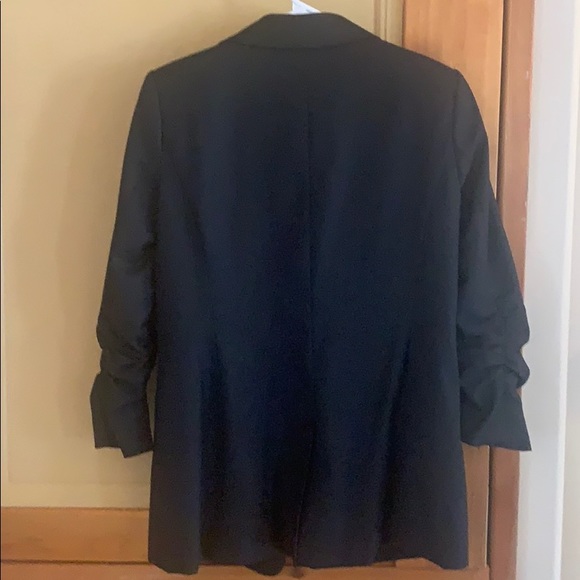 Central Park West Designer Oversized Blazer - Picture 6 of 7